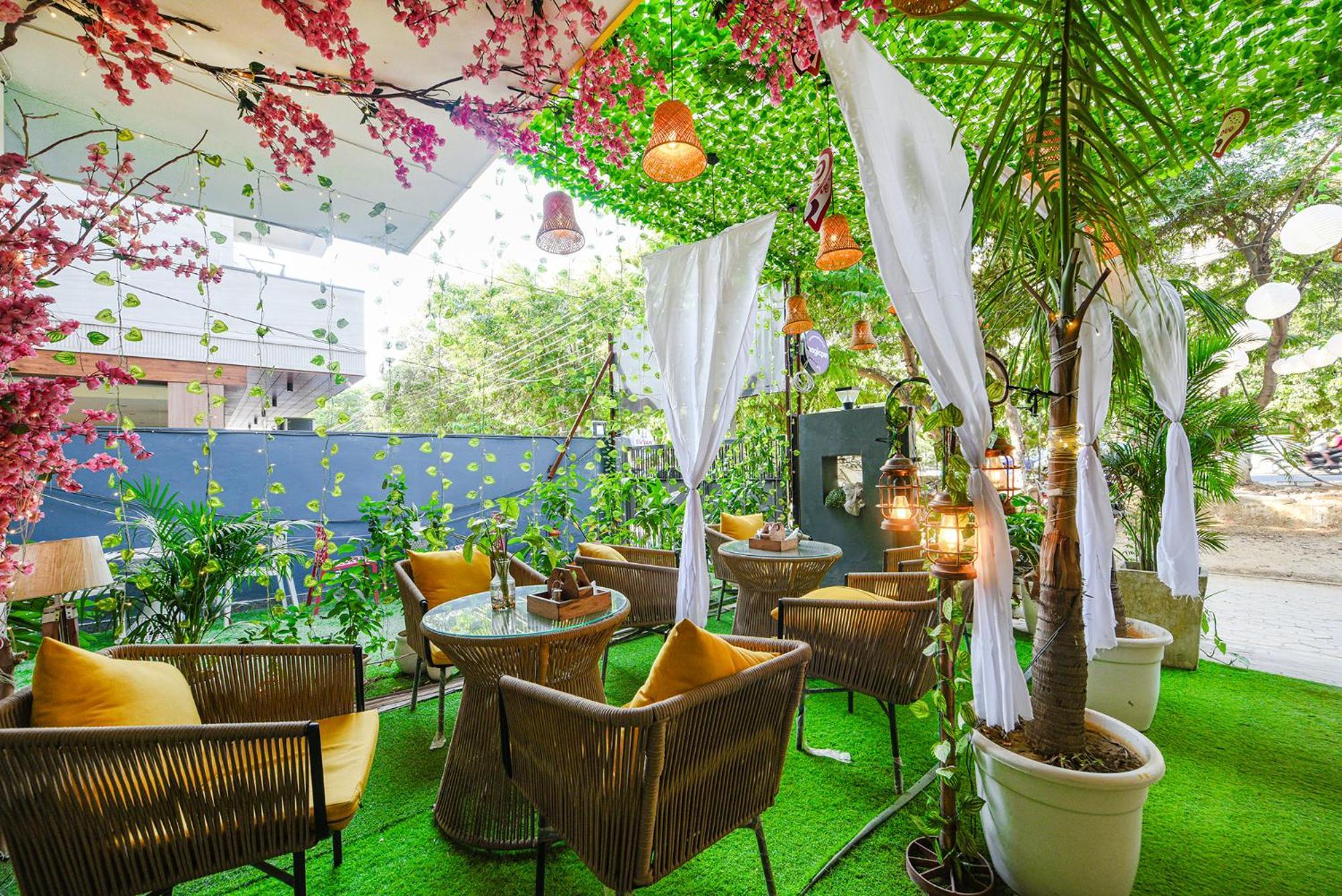Fabhotel Old Meple Leaf Гургаон Екстериор снимка