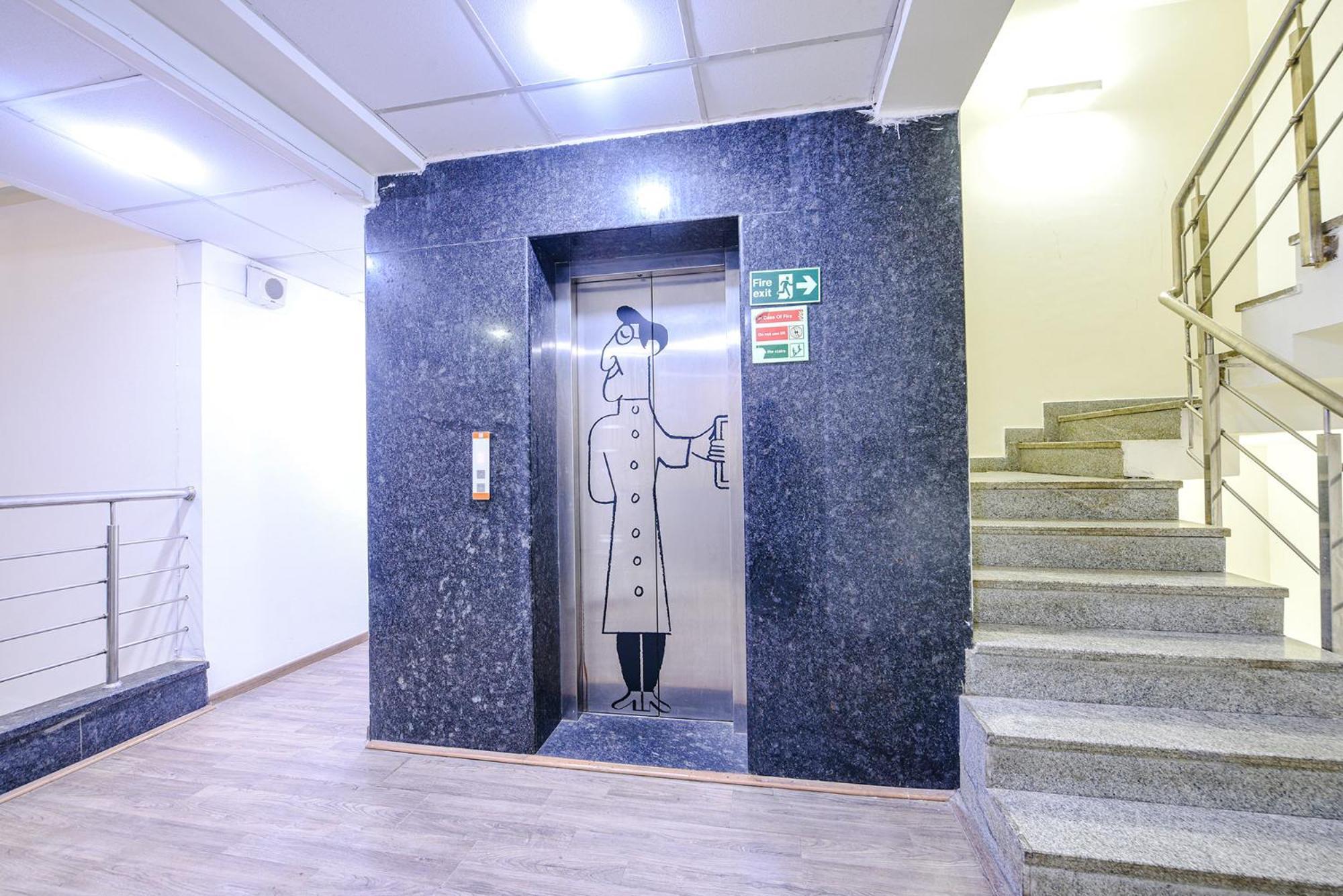 Fabhotel Old Meple Leaf Гургаон Екстериор снимка