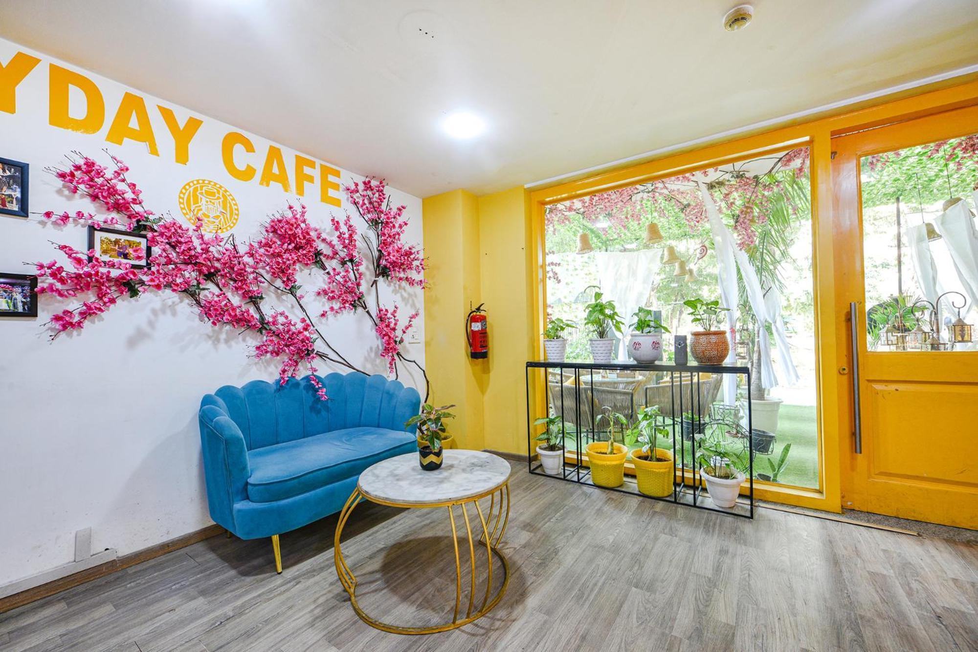 Fabhotel Old Meple Leaf Гургаон Екстериор снимка